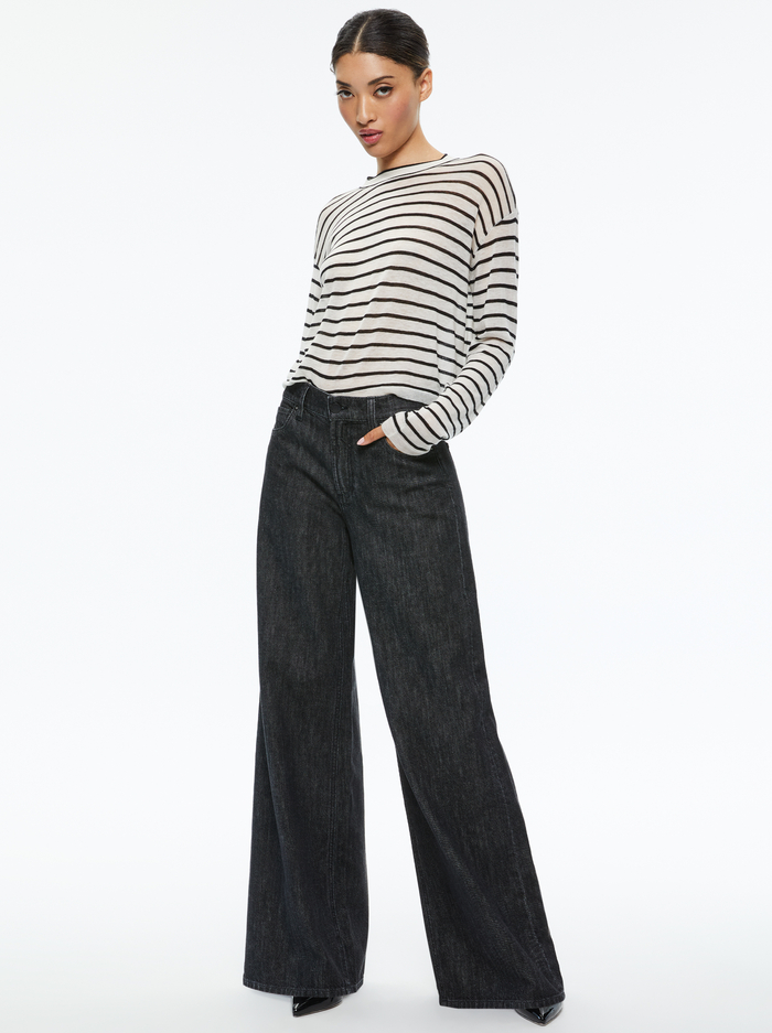 SHAROLYN KNIT CREW NECK TOP - ECRU/BLACK image 2 - Alice And Olivia