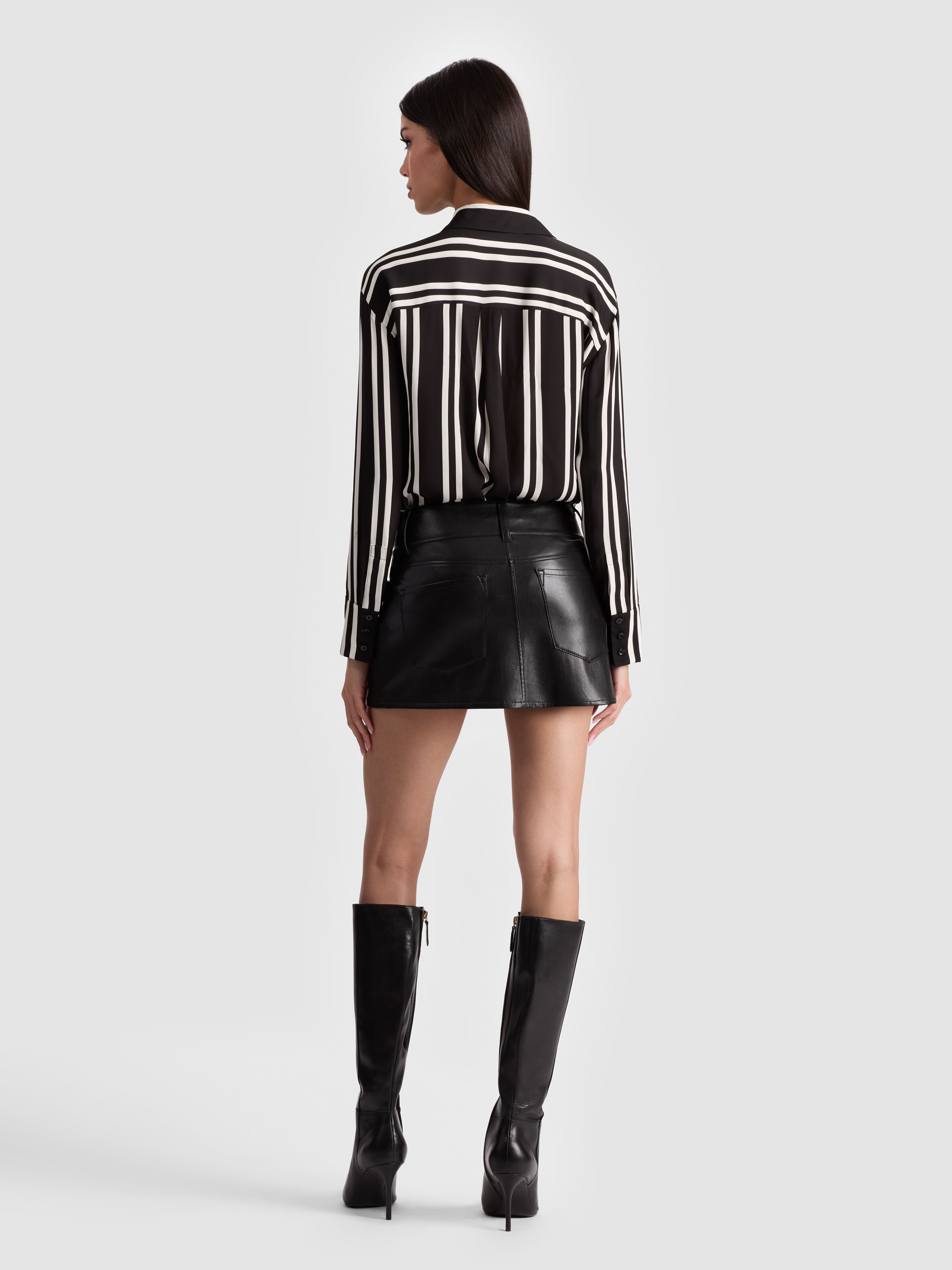 【Alice+Olivia】キップ ニット ミニスカート ブラック Black Designer Skirts - Leather, Statement, Printed | Alice