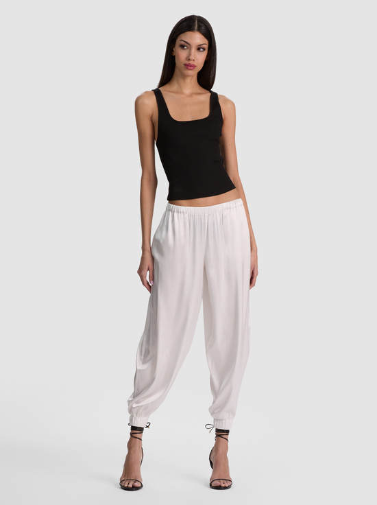 DECLAN PULL ON GENIE PANT