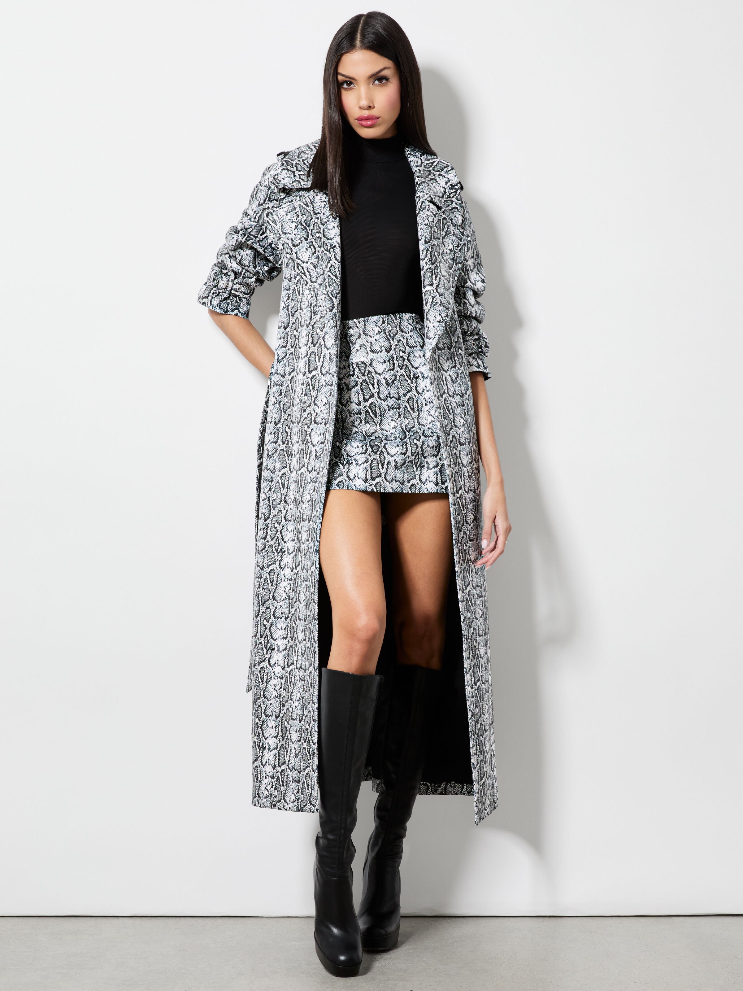 Nevada Trench Coat In Black/latte | Alice + Olivia