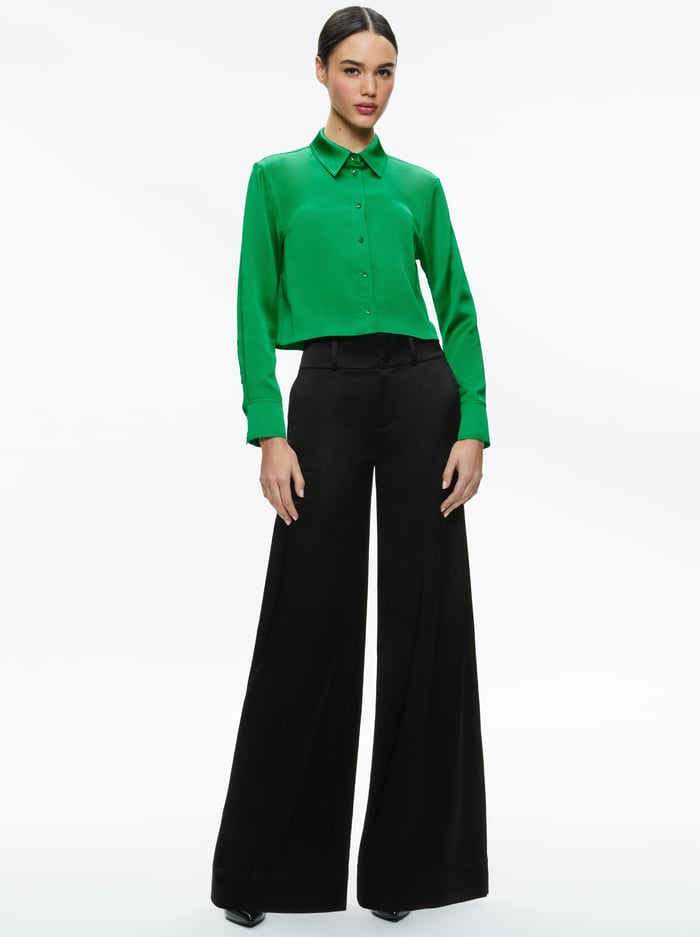 LEON CROPPED BUTTON DOWN - LIGHT EMERALD image 2 - Alice And Olivia