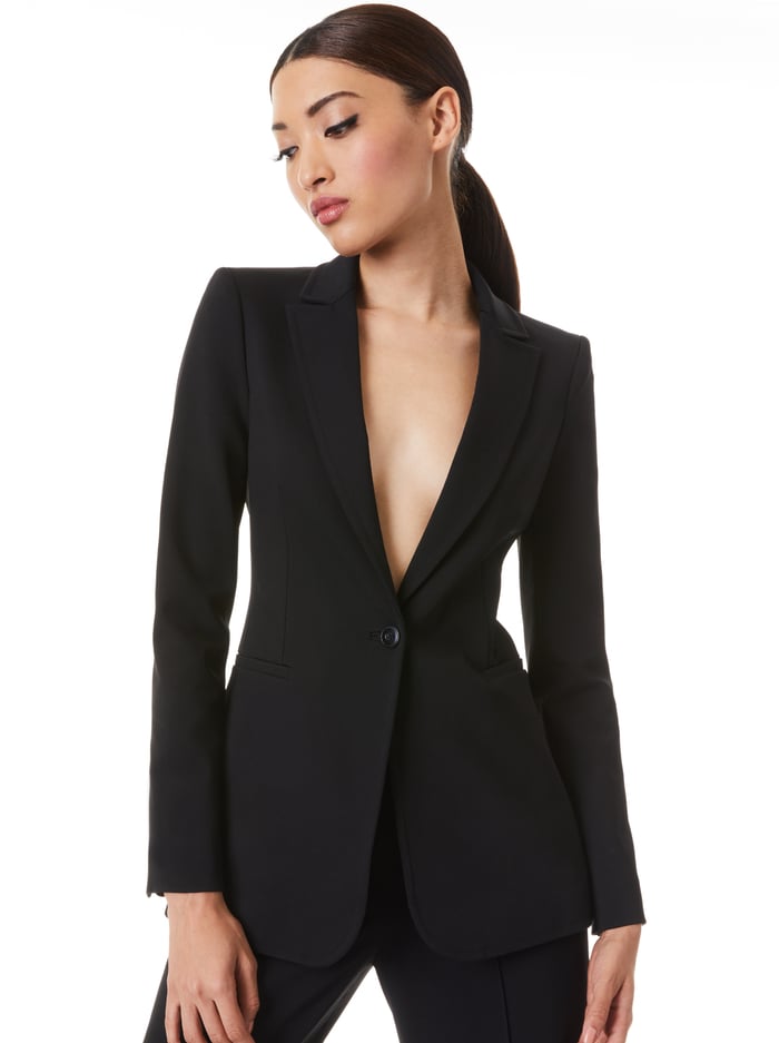 BREANN LONG FITTED BLAZER - BLACK - Alice And Olivia