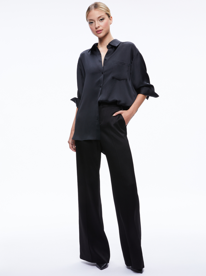 FINELY OVERSIZED BUTTON DOWN SHIRT - BLACK image 4 - Alice And Olivia