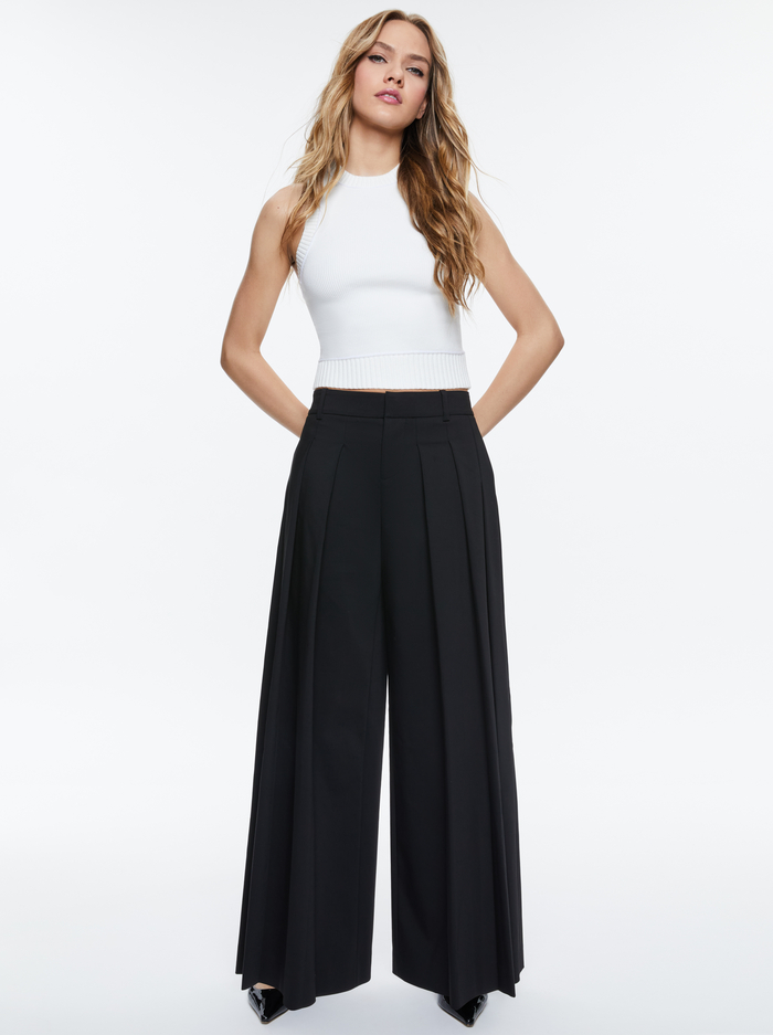 BLAIRE WIDE LEG PLEATED PANT - BLACK image 1 - Alice And Olivia