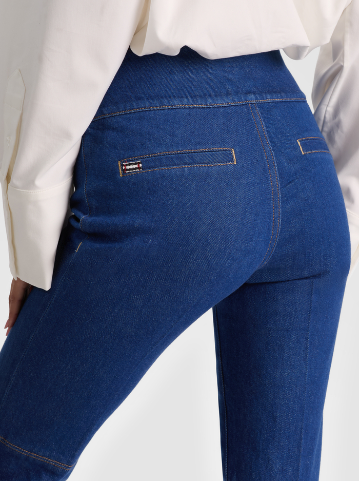 HOT JEAN - EVELYN WASH image 3 - ALICE + OLIVIA