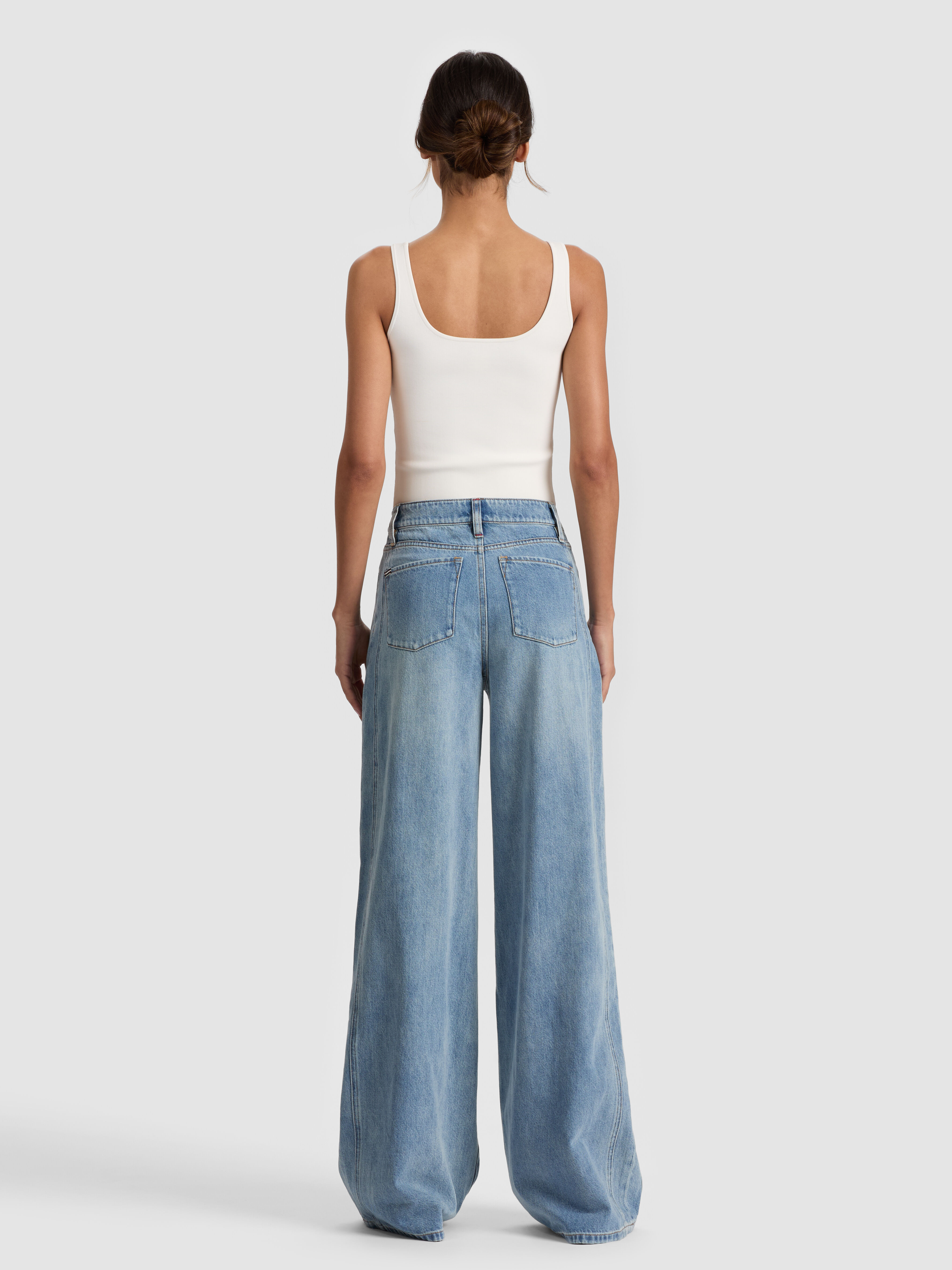 Designer Jeans For Women | Alice + Olivia