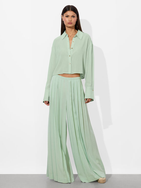 GREEN TEA-FINELY CROPPED BUTTON DOWN
