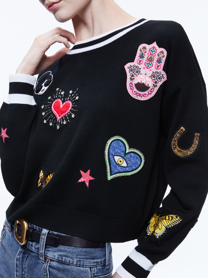STACEFACE PULLOVER - BLACK MULTI image 3 - Alice And Olivia