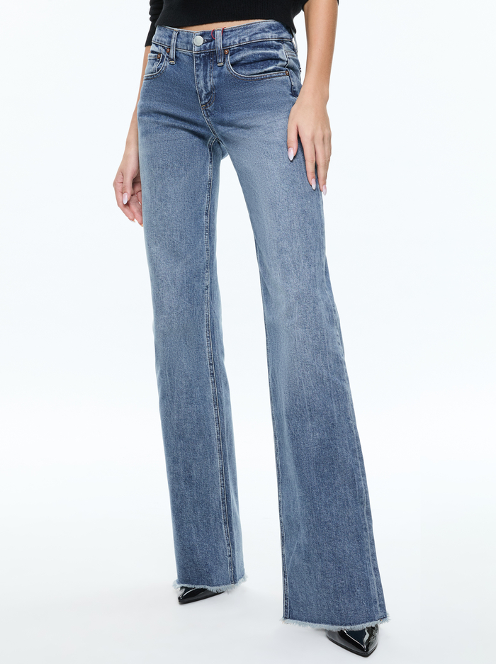 BODIE LOW RISE JEAN - BROOKLYN BLUE - Alice And Olivia