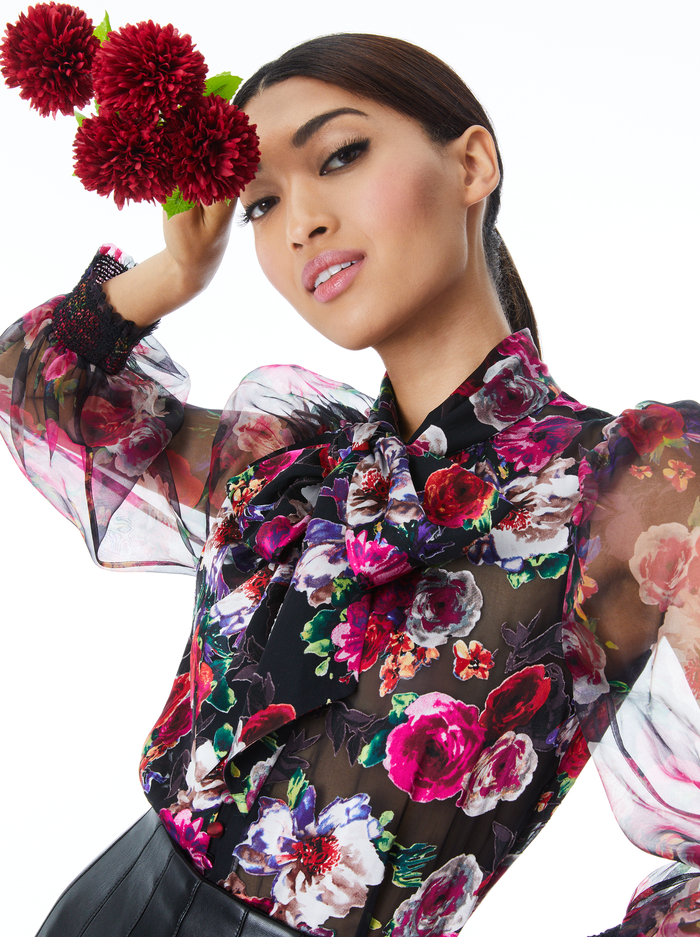 BRENTLEY FLORAL TIE NECK BLOUSE - MIDNIGHT ROSE image 3 - Alice And Olivia