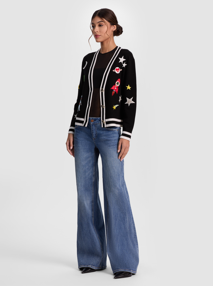 BRADLEY SPACE STACEFACE CARDIGAN - BLACK MULTI image 4 - Alice And Olivia