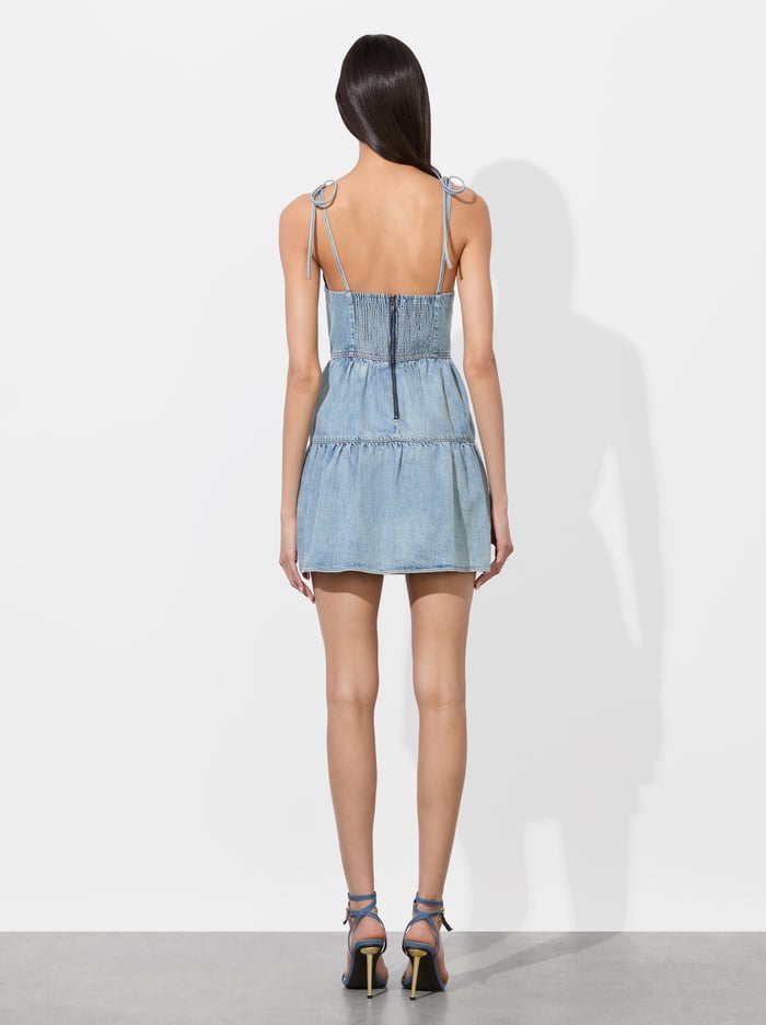 SHANTI DENIM MINI DRESS - AMELIA BLUE image 2 - Alice And Olivia