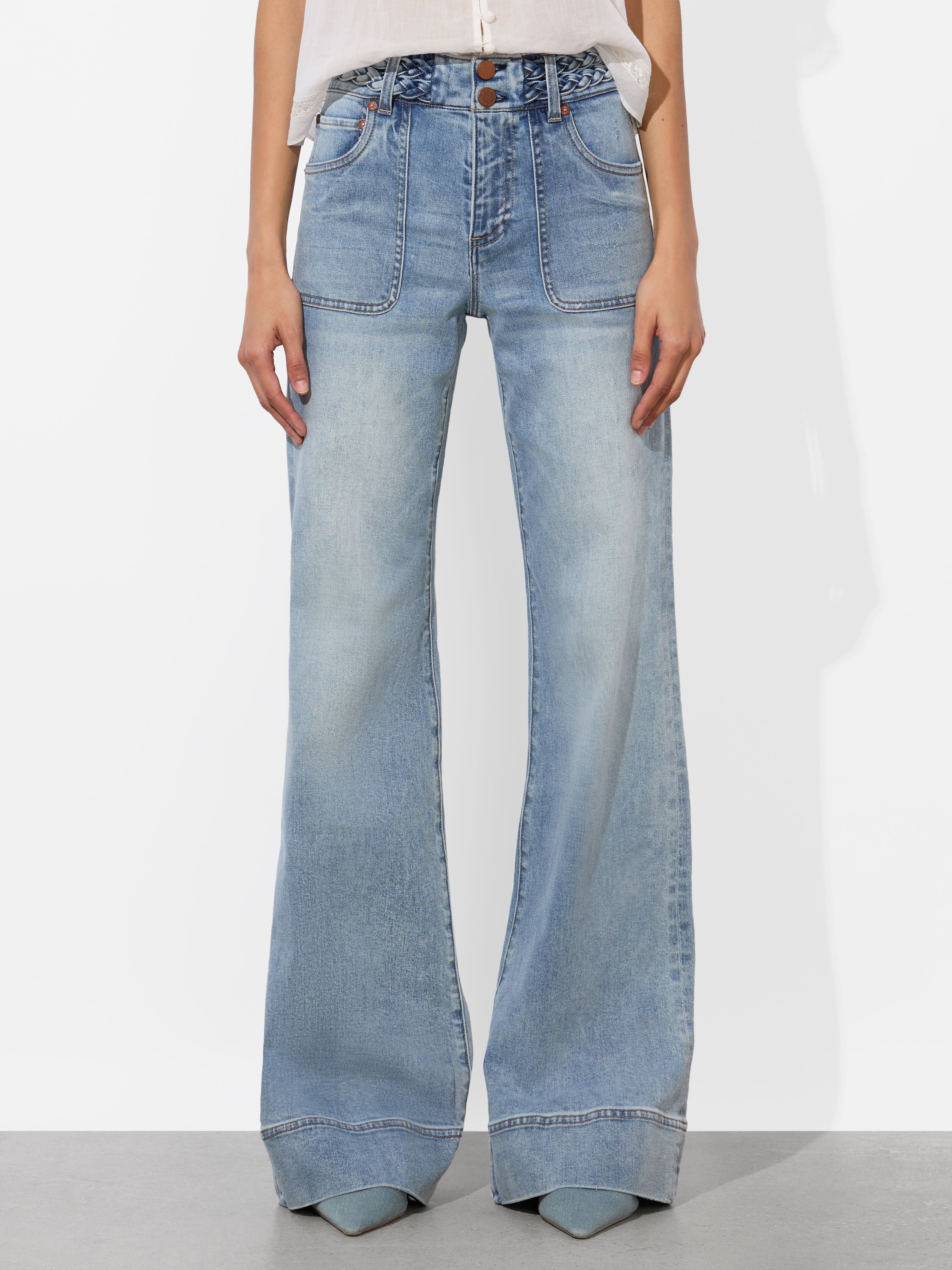 Ora High Rise Embellished Jean In Rockstar Blue | Alice + Olivia