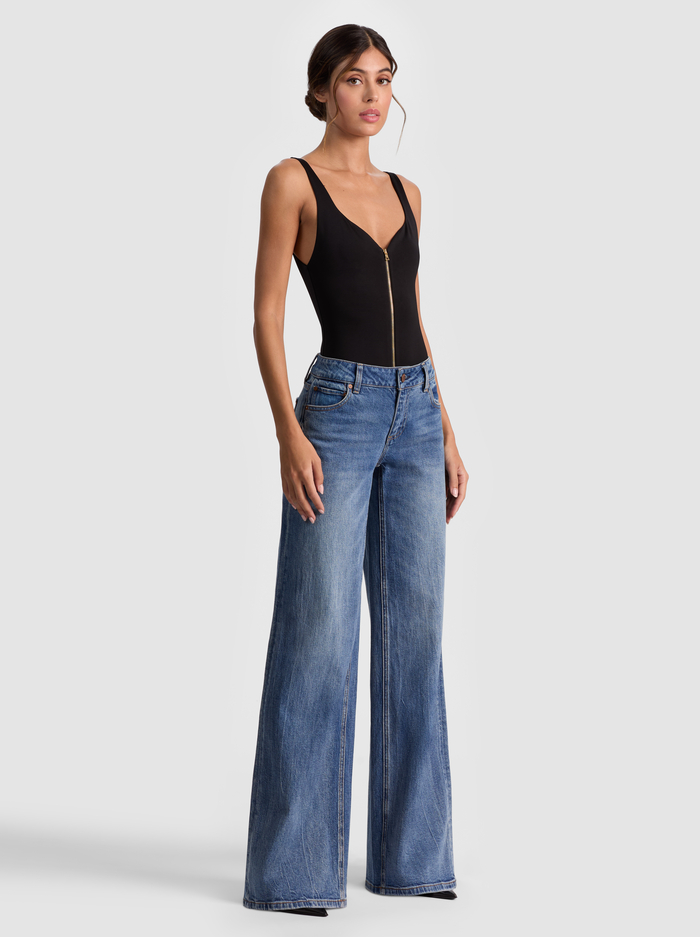 EVE ZIP FRONT BODYSUIT - BLACK image 4 - Alice And Olivia