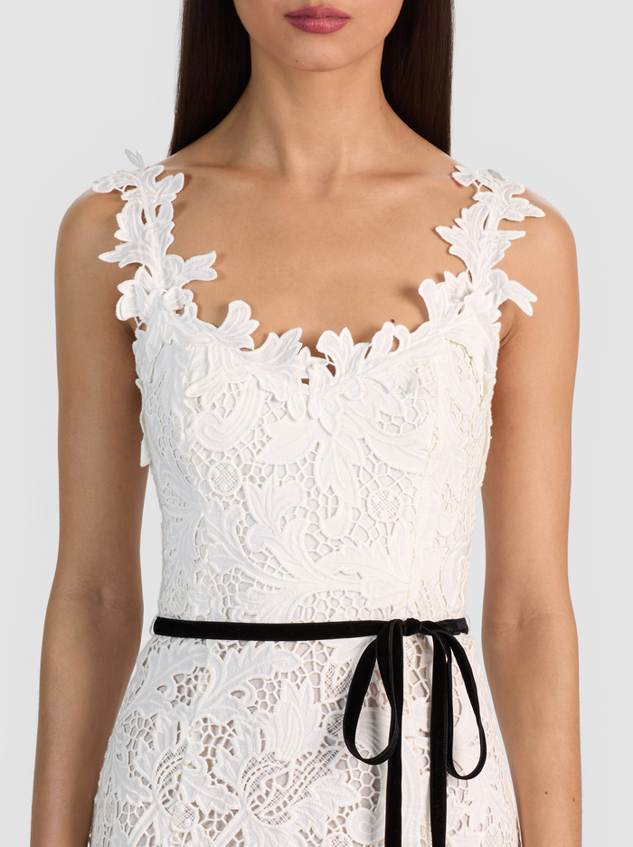 CALLA LACE MAXI DRESS - OFF WHITE image 2 - ALICE + OLIVIA