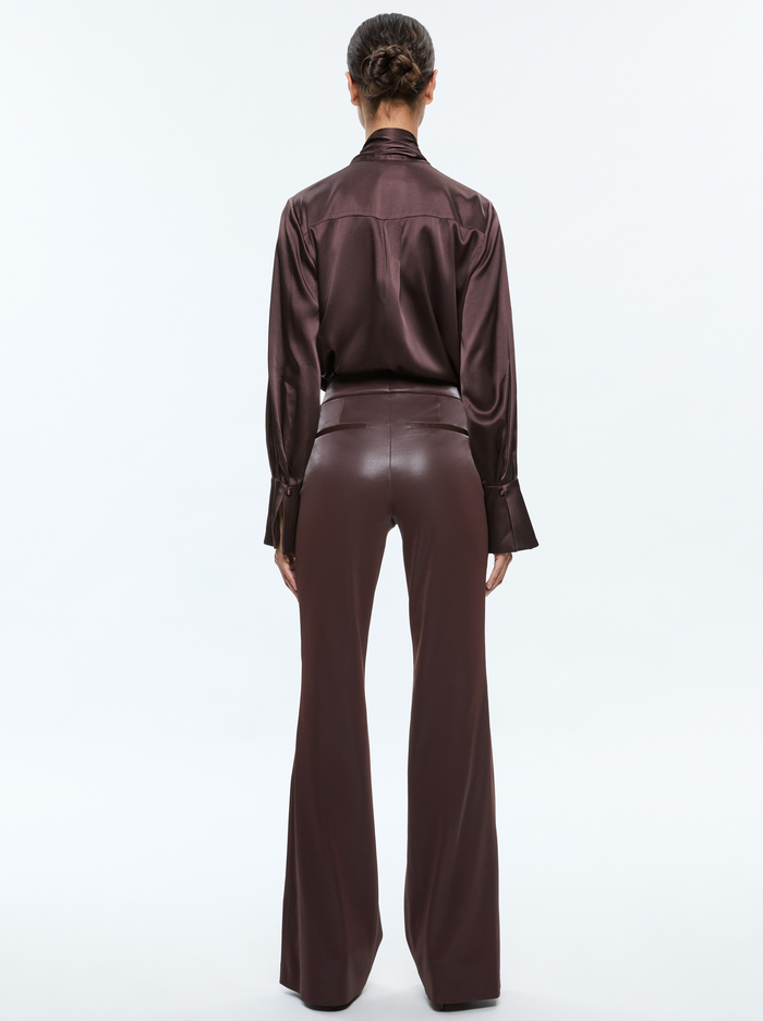 ANDREW VEGAN PANT - ESPRESSO image 2 - Alice And Olivia