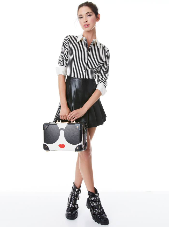 MELIA FITTED BUTTON-DOWN TOP - JOY STRIPE image 4 - Alice And Olivia