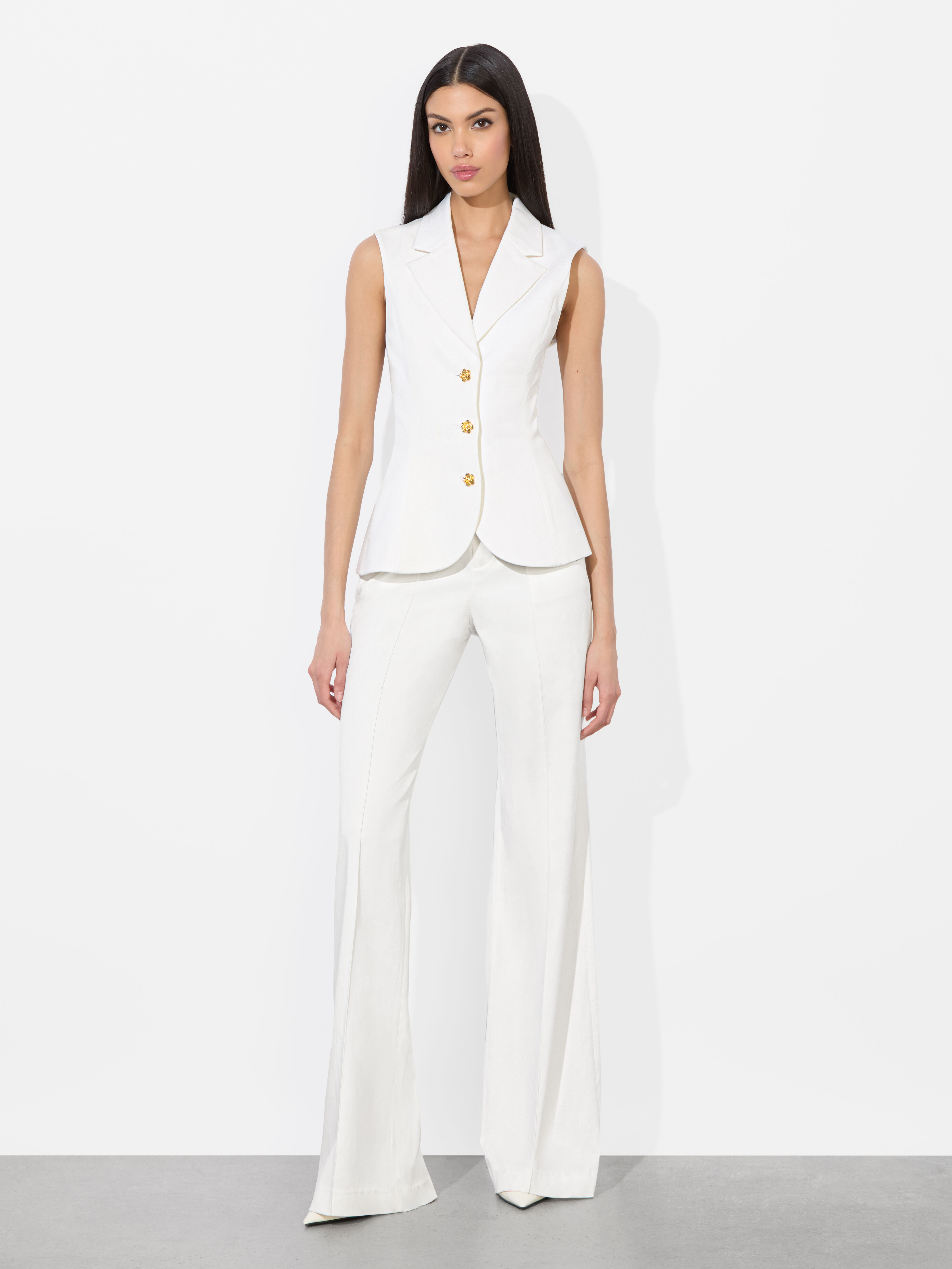 HAUNT LINEN VESTリネンジレ　ベスト オフホワイト　美品 HAUNT LINEN VESTリネンジレ ベスト オフホワイト 美品 - メルカリ