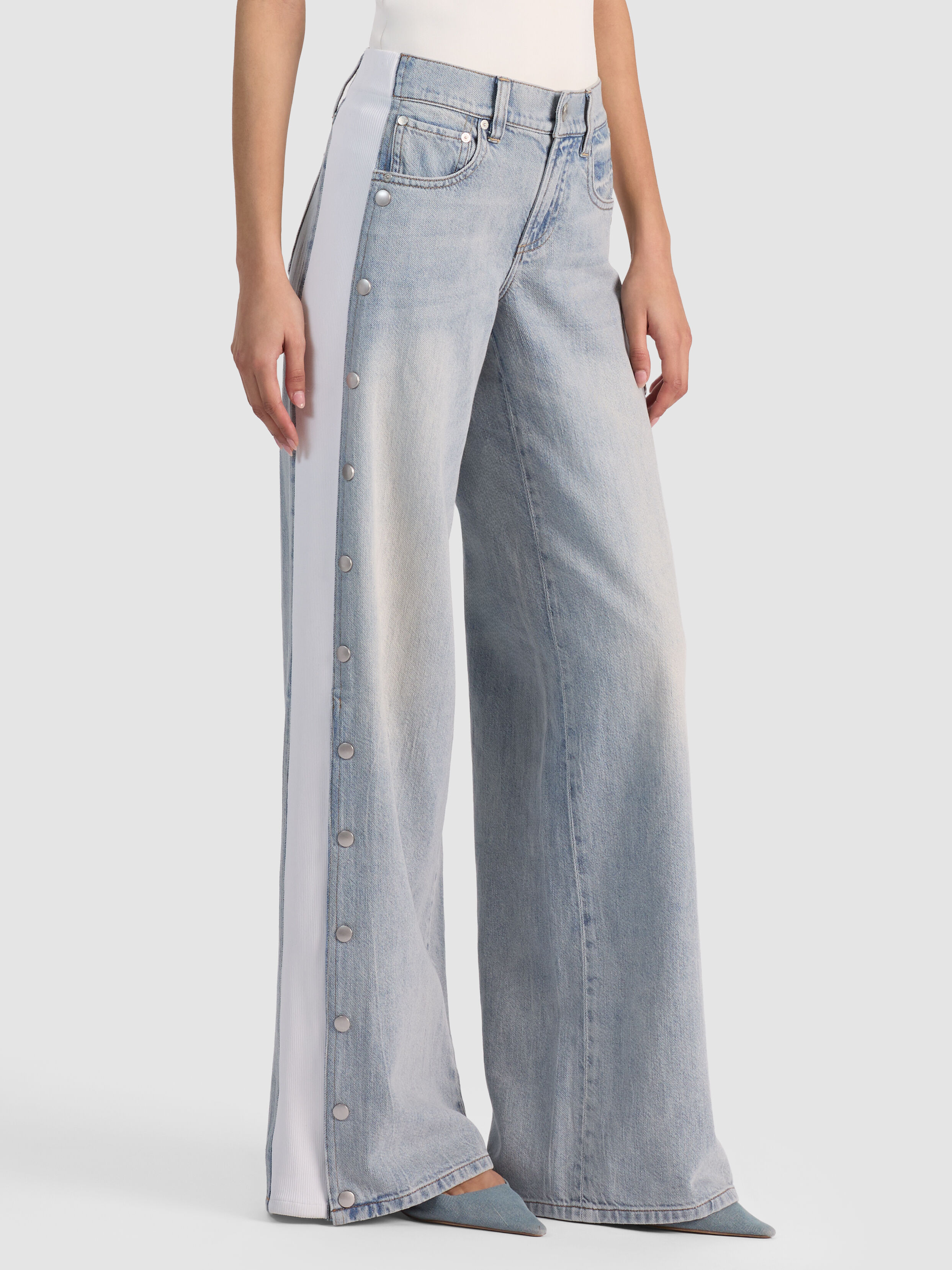 AMAZING SNAP JEAN in ROCKSTAR BLUE | ALICE + OLIVIA