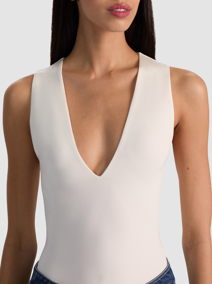OLEA BODYSUIT - OFF WHITE image 3 - ALICE + OLIVIA