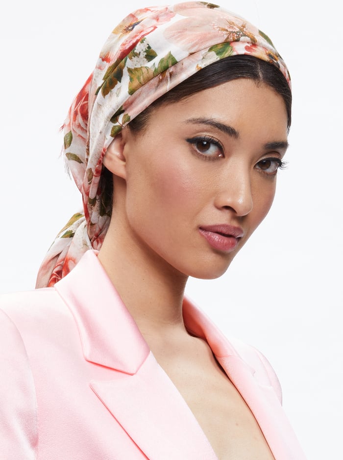 LOLA SCARF - MORNINGSIDE FLORAL WHITE image 2 - Alice And Olivia