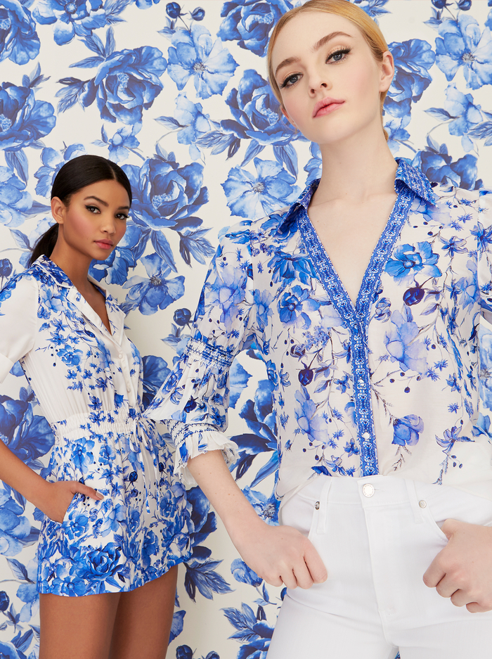 COSIMA FLORAL BUTTON FRONT BLOUSE - FORGET ME NOT MULTI image 6 - ALICE + OLIVIA