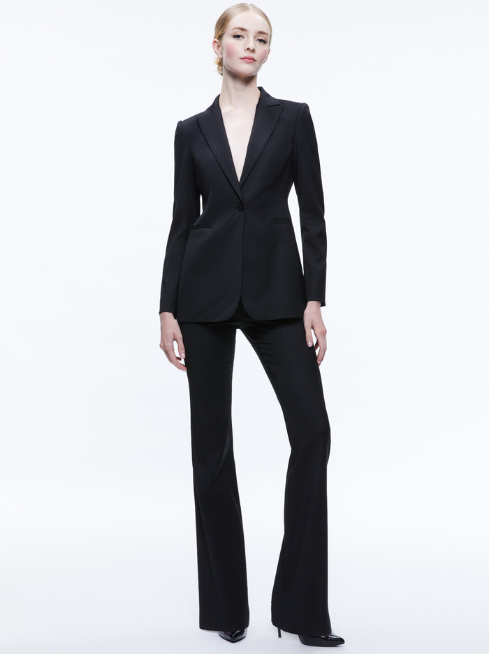 BREANN FITTED BLAZER - BLACK image 4 - Alice And Olivia