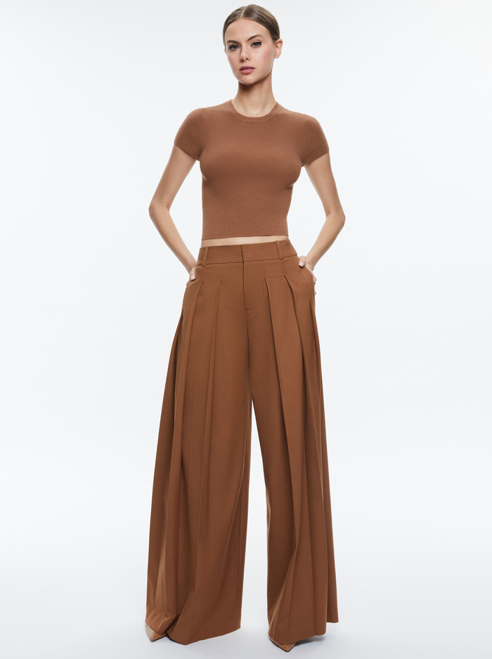 SIMON TROUSER - CAMEL image 4 - Alice And Olivia