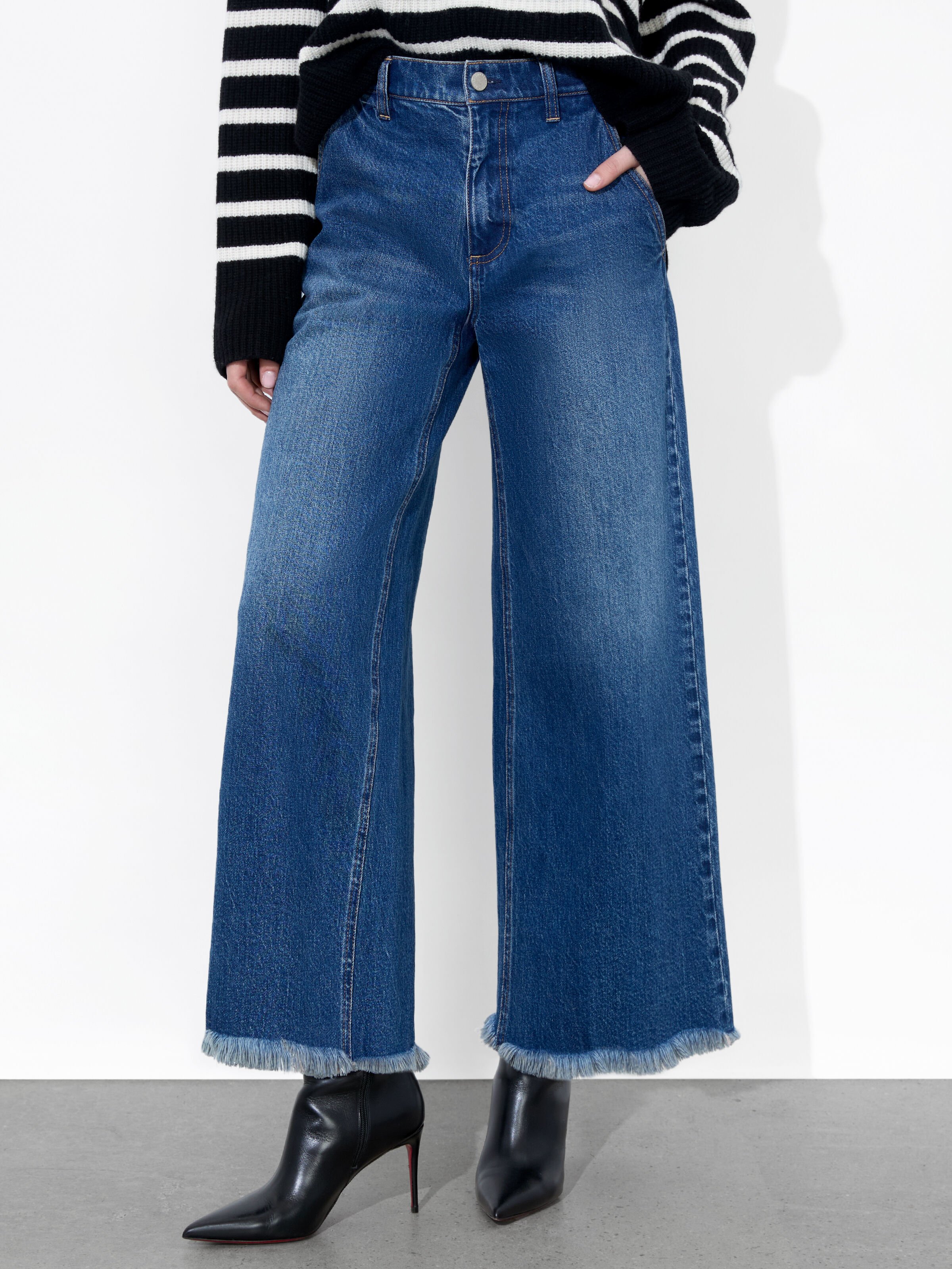 Designer Jeans For Women - Flared & Statement Denim | Alice