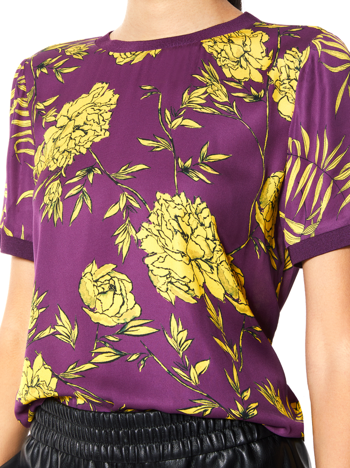 PIERA RIB TRIM SHORT TEE - PURE PEONY BOYSENBERRY image 4 - ALICE + OLIVIA