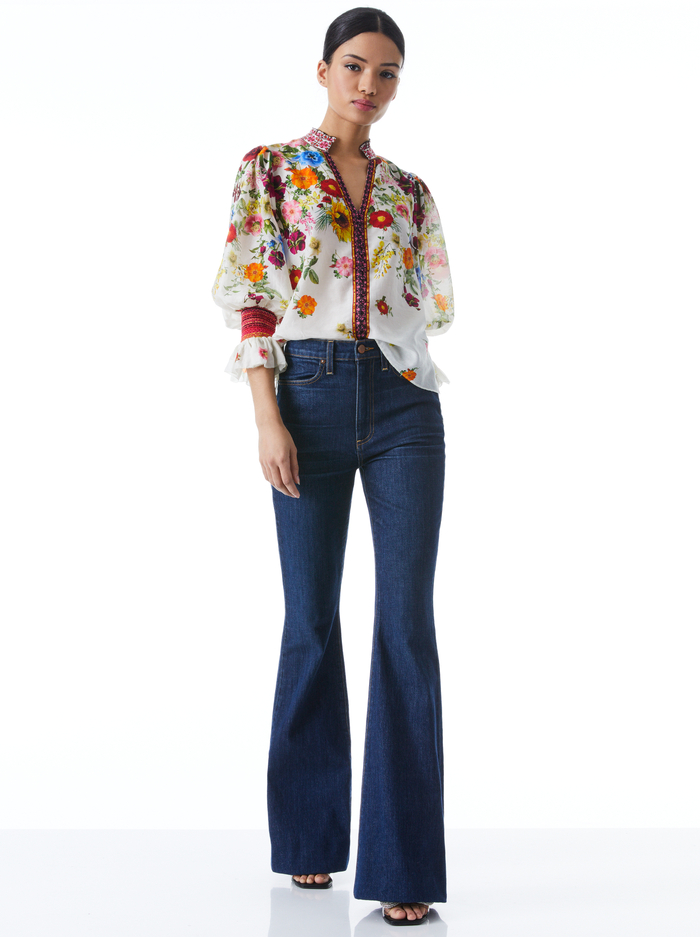ILAN SMOCKED SLEEVE BUTTON FRONT BLOUSE - SUNDAY STROLL OFF WHITE/MULTI image 4 - Alice And Olivia