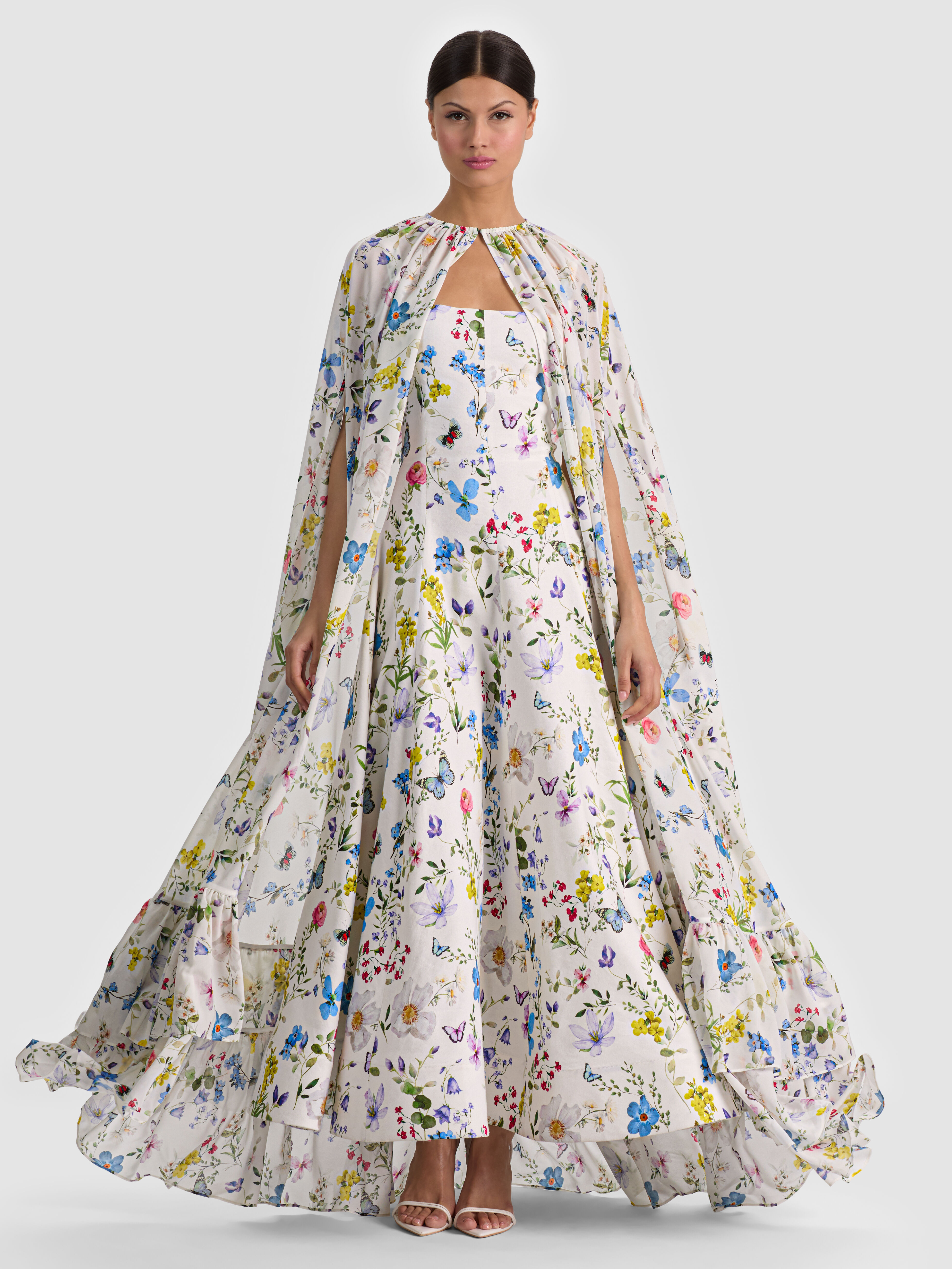 ROYA MAXI CAPE in TWISTING VINES OFF WHITE | ALICE + OLIVIA