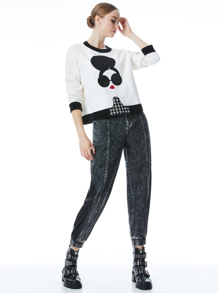 GLEESON STACE FACE PULLOVER - SOFT WHITE/MULTI image 4 - Alice And Olivia