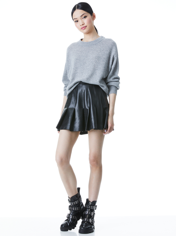 DENVER ROUND HEM SWEATER - MEDIUM HEATHER GREY image 2 - Alice And Olivia