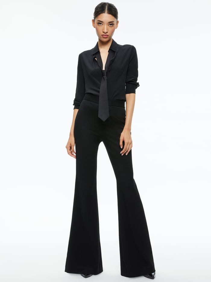 Willa Placket Top With Tie In Black/black | Alice And Olivia