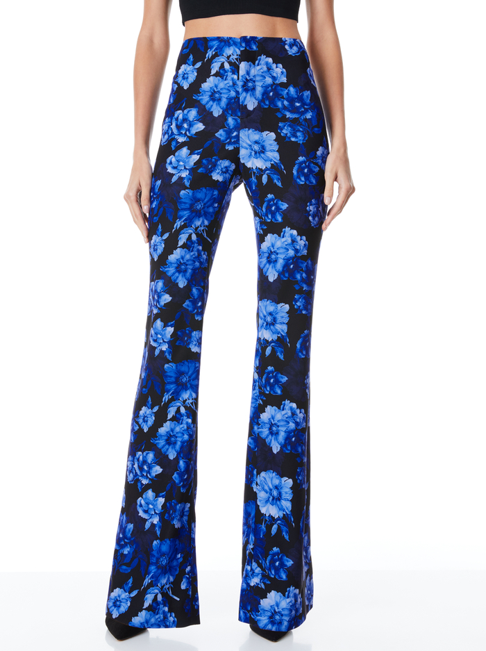 TEENY FIT FLARE BOOTCUT PANT - DREAM FLORAL ROYALTY - Alice And Olivia