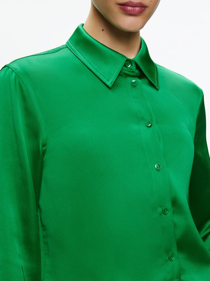 LEON CROPPED BUTTON DOWN - LIGHT EMERALD image 3 - Alice And Olivia