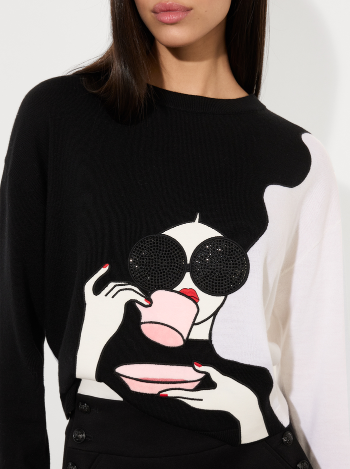 STACEFACE PULLOVER - BLACK/SOFT WHITE MULTI image 3 - Alice And Olivia