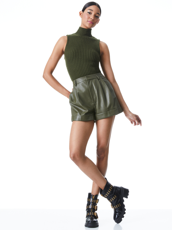 CONRY LEATHER PLEATED CUFF SHORTS - OLIVE image 4 - Alice And Olivia
