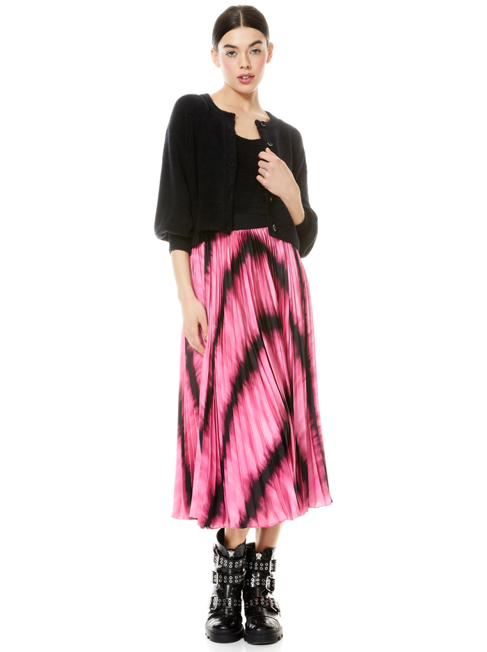 SYLVIE FUZZY CROPPED CARDIGAN - BLACK image 2 - Alice And Olivia