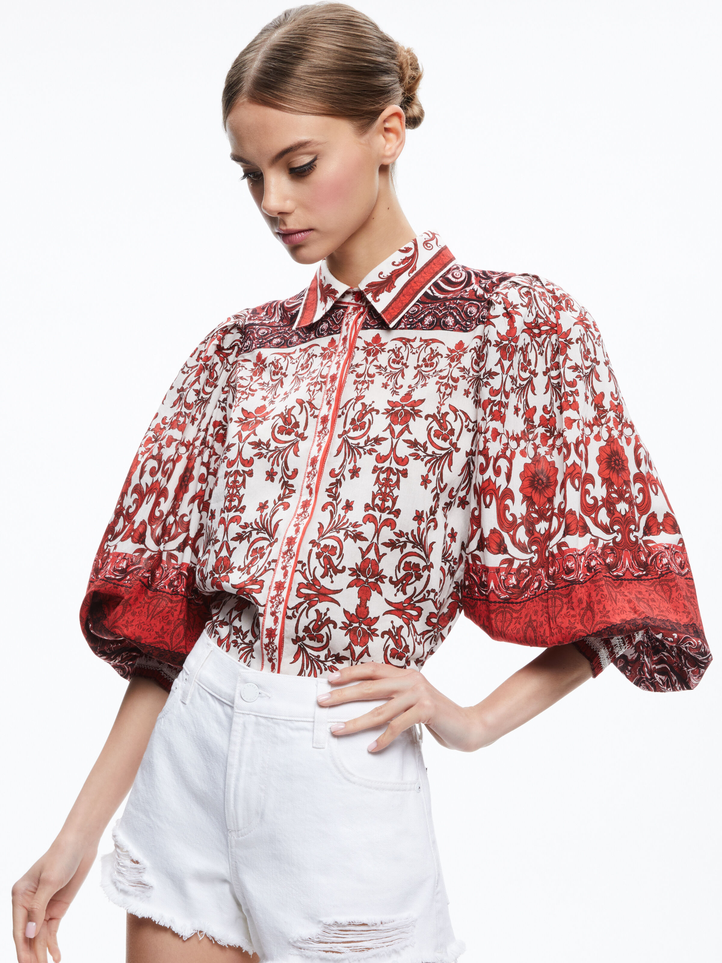 Tiffie Collared Puff Sleeve Blouse In Fatal Attraction Off White