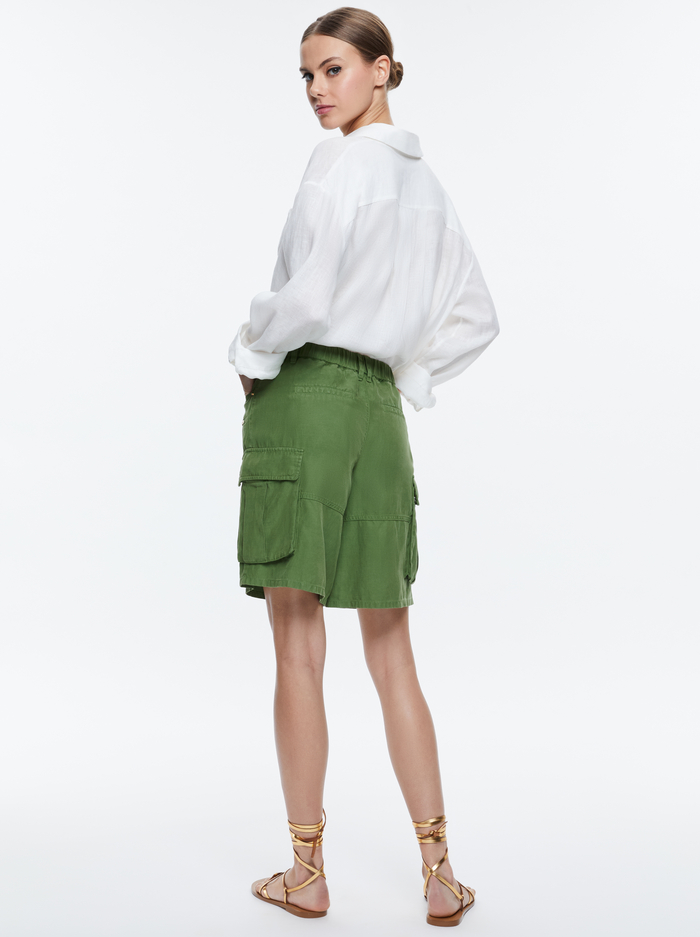 JAXON SUPER SLOUCHY LONG CARGO SHORT - AVOCADO image 2 - Alice And Olivia