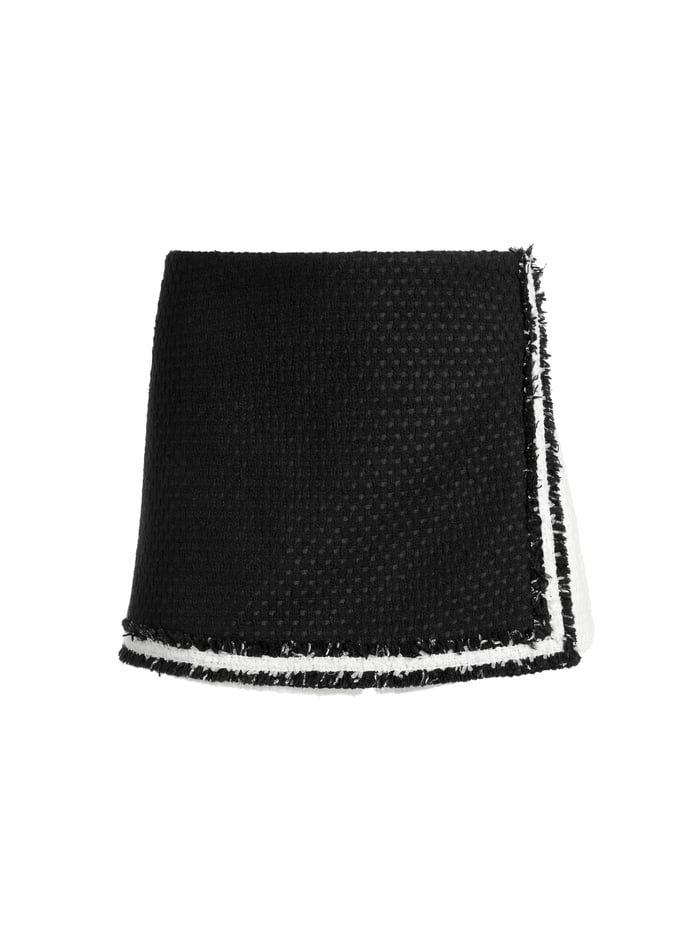 DARMA CROSSOVER SKORT - BLACK/OFF WHITE image 5 - Alice And Olivia