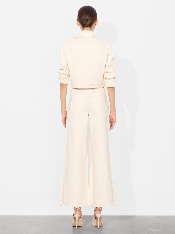 AMAZING ANKLE JEAN - NATURAL image 2 - Alice And Olivia