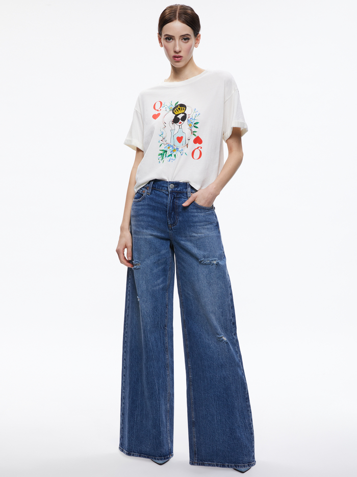 EVAN OVERSIZED ROLL SLV TEE - STACE QUEEN image 2 - ALICE + OLIVIA