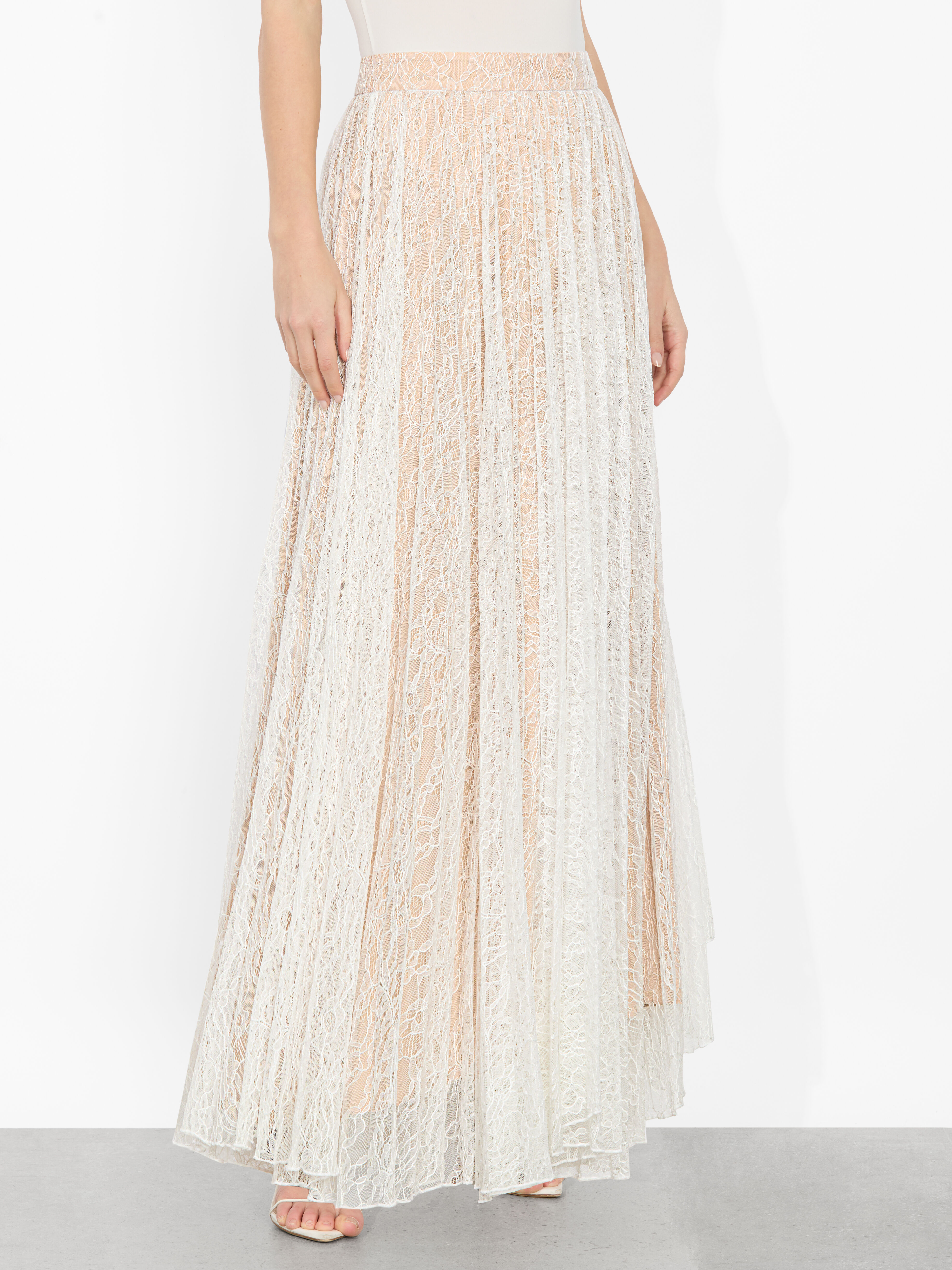 Katz Pleated Maxi Skirt In Off White | Alice + Olivia