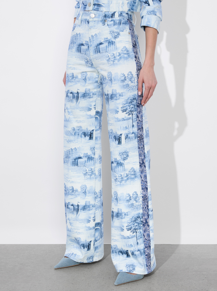 WEEZY PRINTED JEAN - CHATEAU - Alice And Olivia