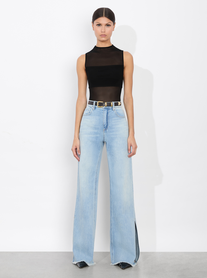 HAYDEN BUCKLE BELT - BLACK/GOLD image 2 - Alice And Olivia