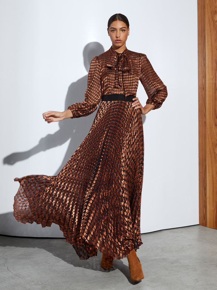 LOLITA HOUNDSTOOTH TIE NECK BLOUSE - HARVEST HOUNDSTOOTH MD image 6 - Alice And Olivia