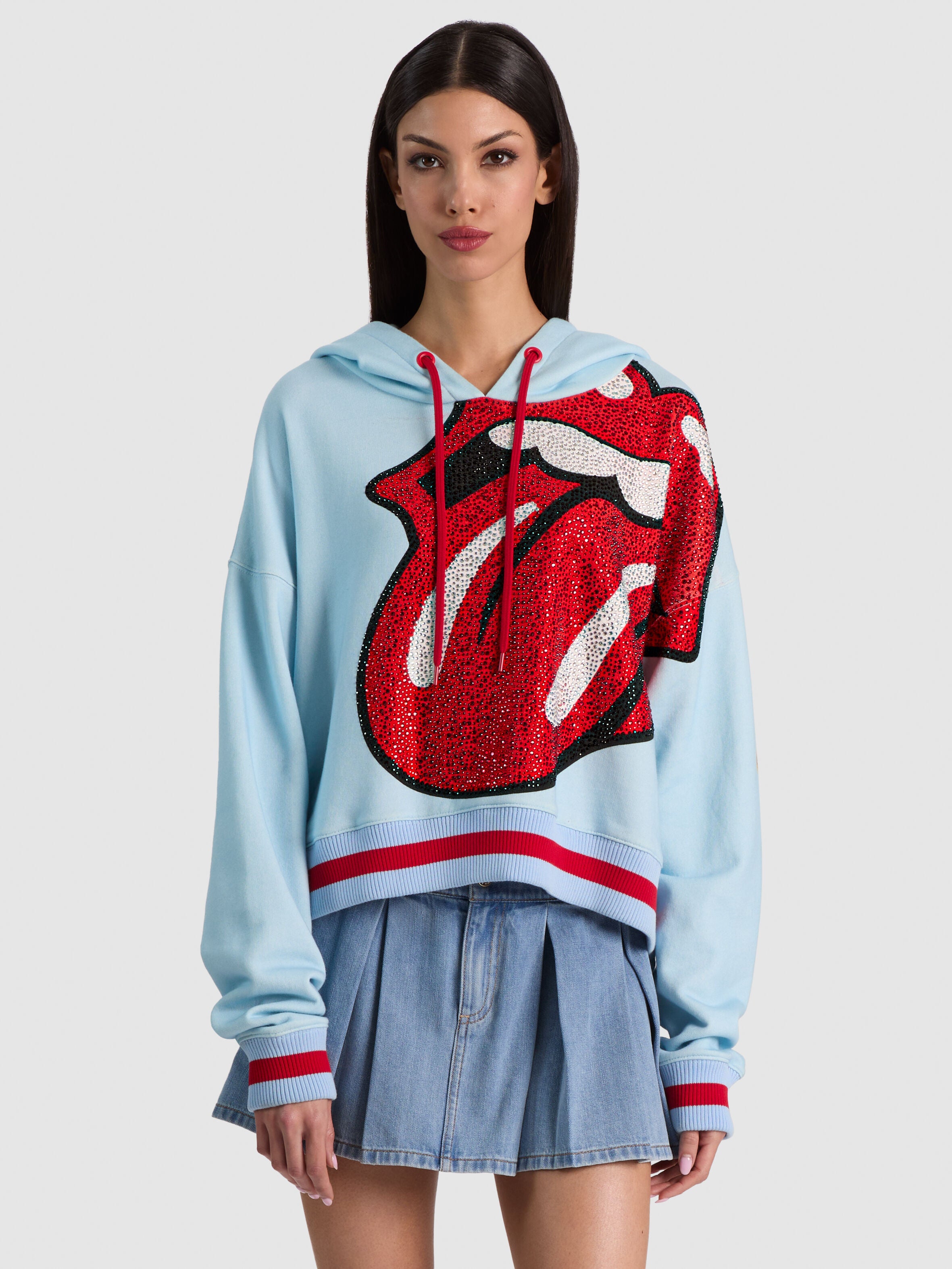 alice+olivia クッション ブランケット 2way 二点 SUNNY EMBELLISHED CROPPED HOODIE in LICK ME | ALICE + OLIVIA